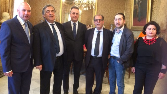 FOTO CONFERENZA FIERA