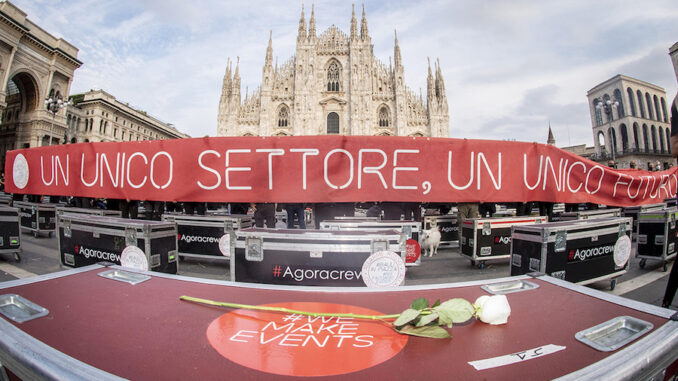 Foto-bauli-in-piazza-duomo-milano-02-ottobre-2020-prandoni-568