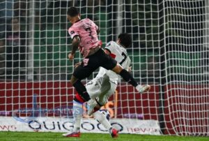Il Palermo batte 3 a 1 la Sampdoria e vola in testa alla classifica